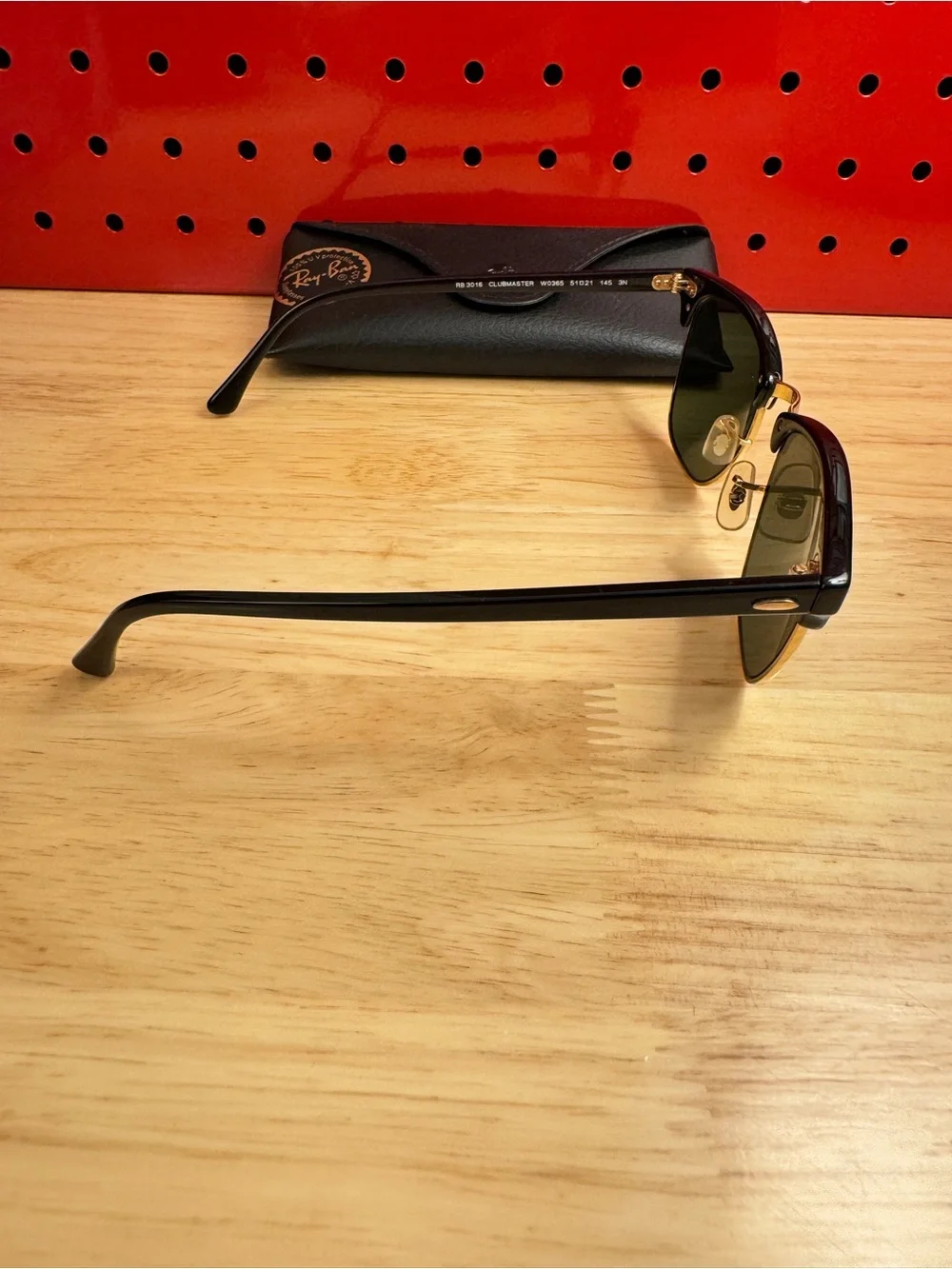 Ray-Ban Clubmaster Sunglasses Black/Gold RB 3016